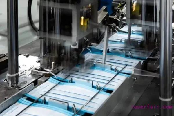 急國家之所急，激光企業(yè)跨界生產(chǎn)口罩機(jī)一舉多得